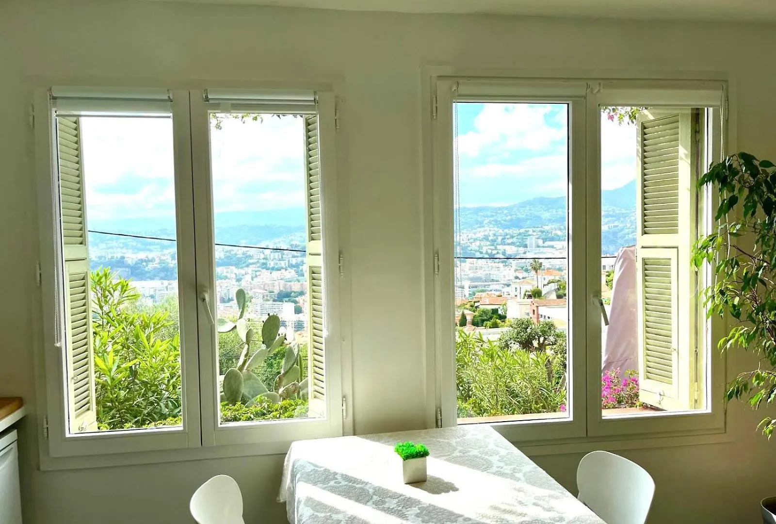 Terrasse, Vue Mer & Montagne, Parking & Clim Nice Apartamento